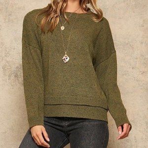 Women's A Multicolor Crew Neckline Long sleeves Knit Sweater NWT